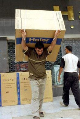 戰后重建家園，伊拉克人為何把海爾洗衣機搬回家？